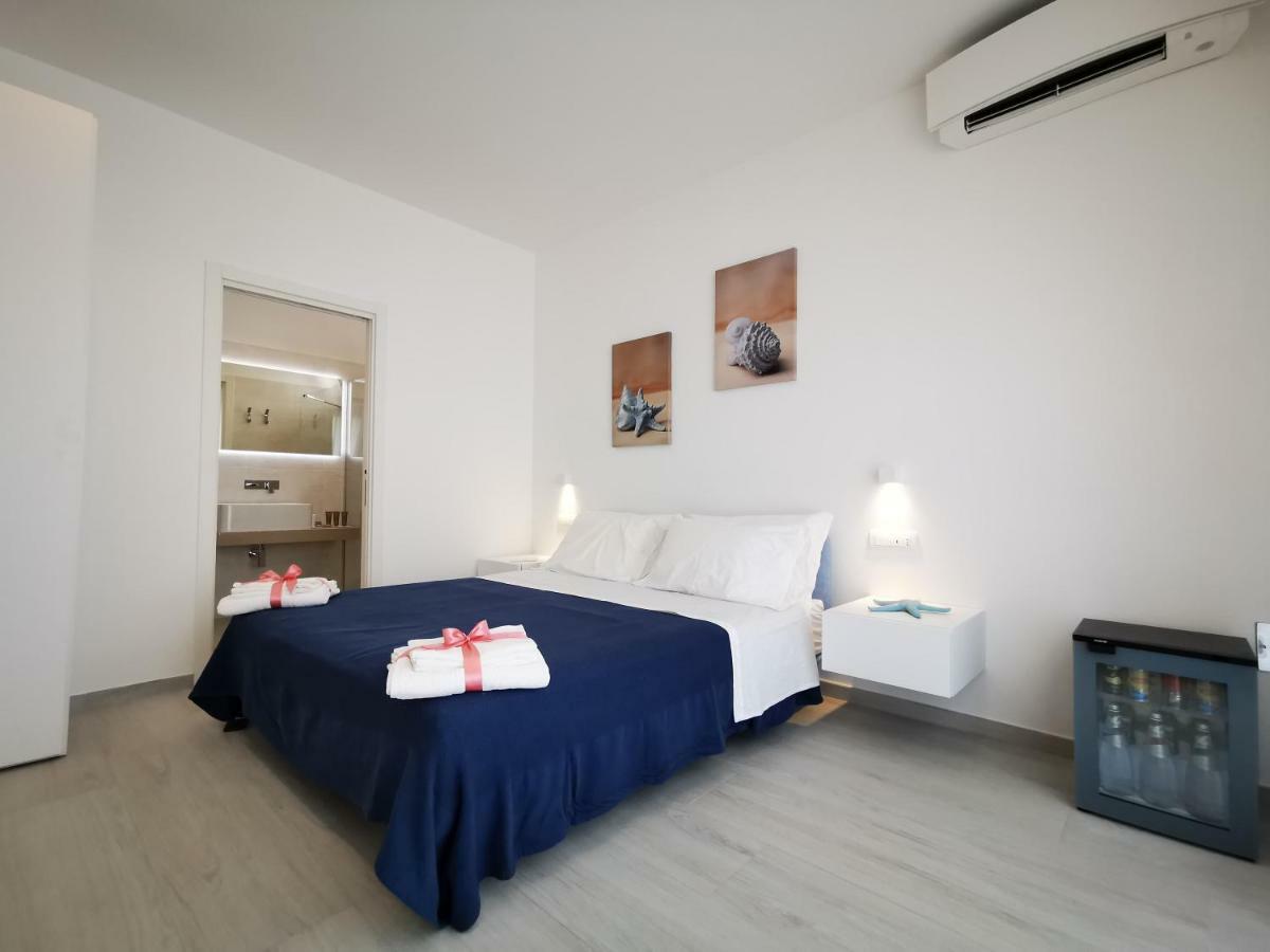 Sunset Bay Bed & Breakfast Torre Suda Exterior photo